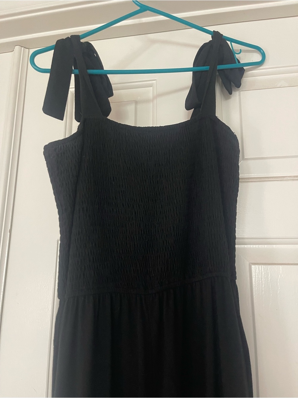 Black Tie-Shoulder Wide-Leg Jumpsuit - Picture 2 of 3